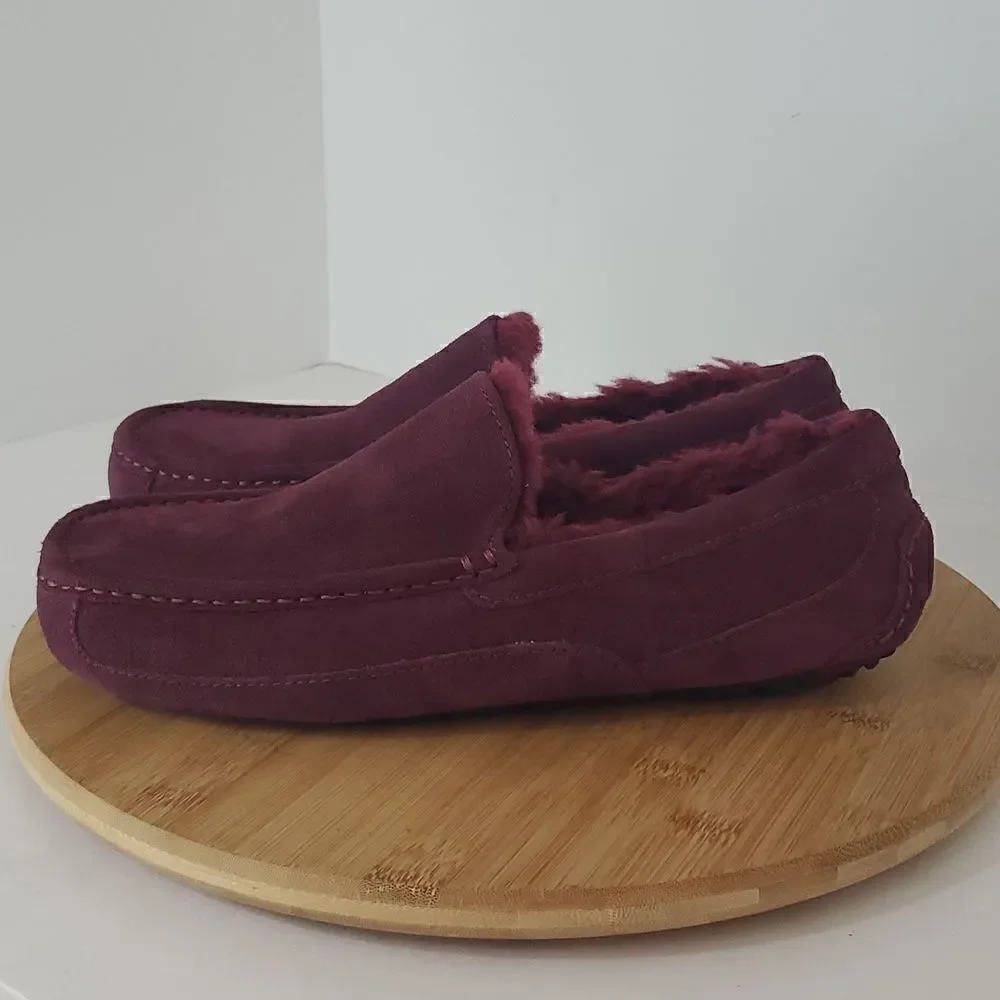 UGG Ascot Slipper Grape Suede Wool Comfort Loafer Men's US 8 NWOB